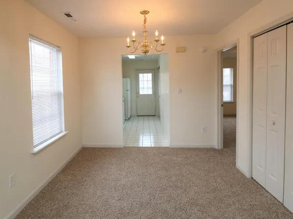 3112 Mapleleaf Sq APT 2, Lexington, KY 40509