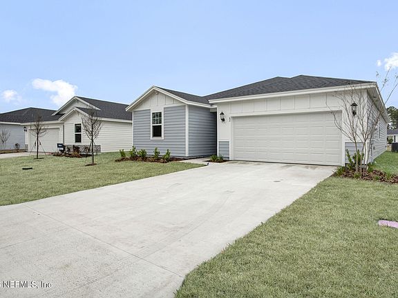2nd image of 62 WANDERING CREEK Way