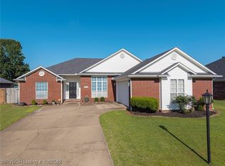 7201 Red Pine Dr, Fort Smith, AR 72916