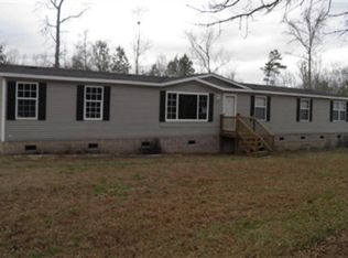 20 Strawflower Ln, Roanoke Rapids, NC 27870