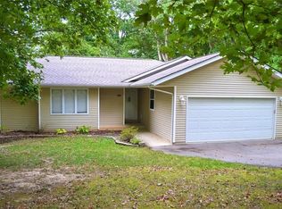 390 Echo Valley Rd, Union, MO 63084