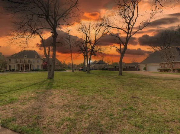 0 Bridgepoint Cir, Bossier City, LA 71111