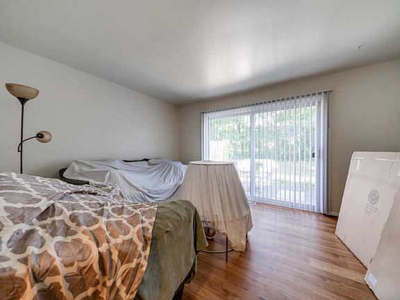 4th image of 3658 Kenbrooke Ct