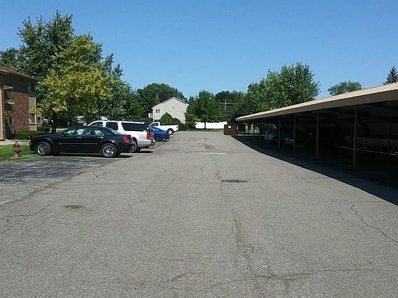 3rd image of 34653 Clarkson Dr E APT 67