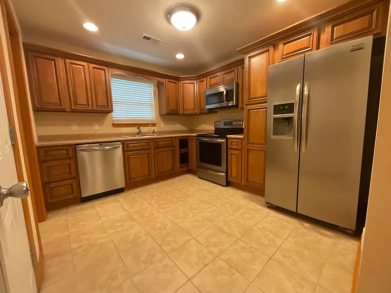3383 Mill Wheel Rd — Photo 3
