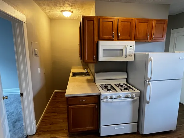 2050 Fairview Ave APT 6, Cleveland, OH 44106