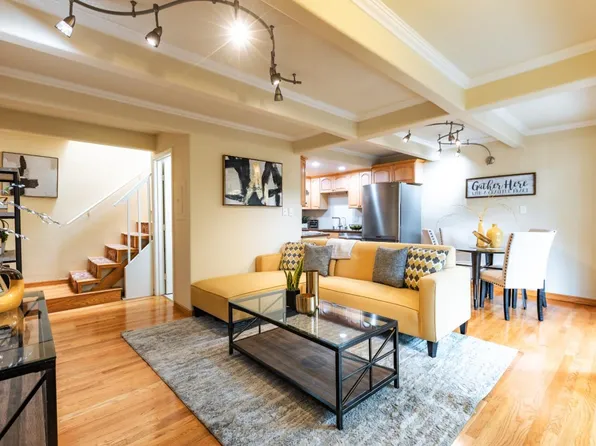 1155 Weyburn Ln APT 29, San Jose, CA 95129