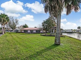 149 Floridian Club Rd, Welaka, FL 32193