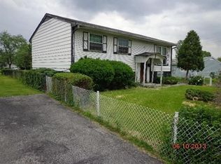 293 Beacon Blvd, Chicago Heights, IL 60411