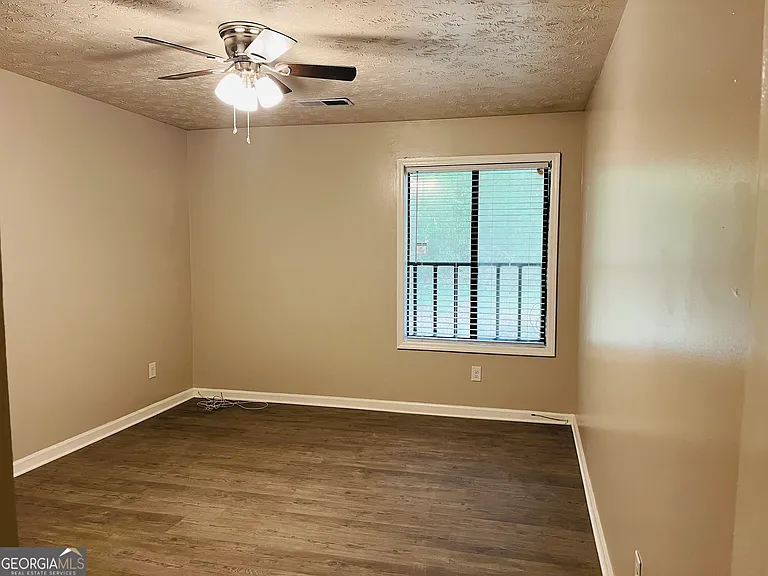 227 Bay St NE #227 — Photo 14