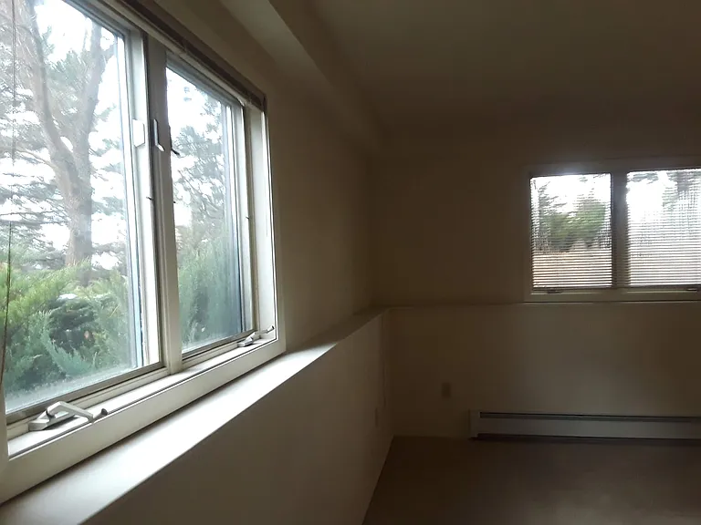 5780 Eastwood Ln — Photo 12