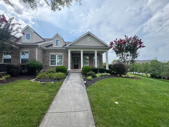 111 Hatleyberry St, Oak Ridge, TN 37830