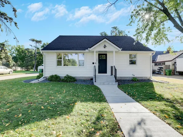 100 4th Ave SE, Osseo, MN 55369