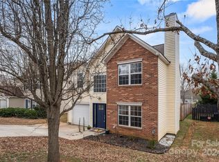 1250 Winding Path Rd, Lake Wylie, SC 29710