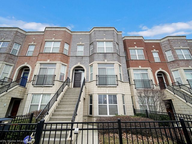 1st image of 4016 S Oakenwald Ave #1