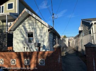 299 Colony Ave, Staten Island, NY 10306