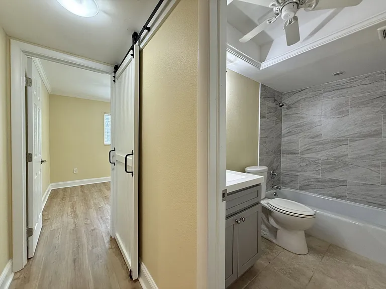 4533 Marine Pkwy #101 — Photo 22