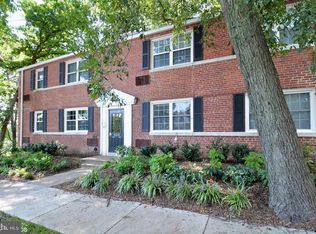 100 N Trenton St APT 1, Arlington, VA 22203