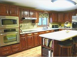 1st image of 24 Jericho Dr