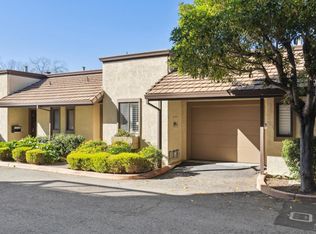 52 Corte Oriental, Kentfield, CA