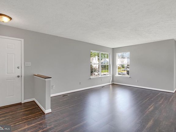 2nd image of 443 Darby Ln