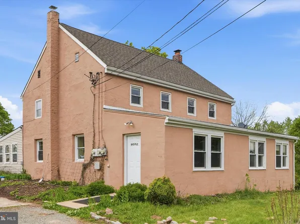 847 Faust Rd Floor 2, Perkiomenville, PA 18074