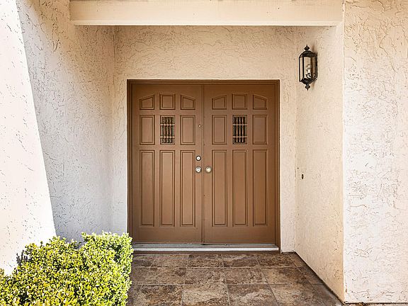 Double-door entry.