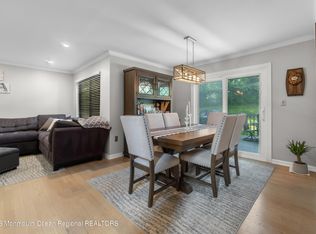 27 Pennybrook Ln, Middletown, NJ 07748