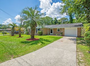 8 Stanhope Rd, Goose Creek, SC 29445