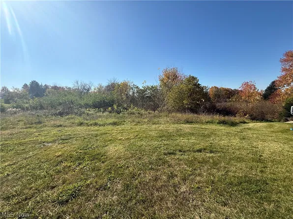 142 Relentless Way, Hartville, OH 44632