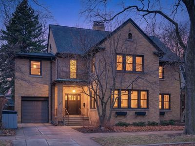 2440 Asbury Ave, Evanston, IL, 60201