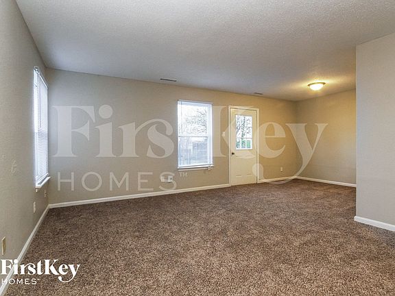 2nd image of 4554 Redcliff South Ln