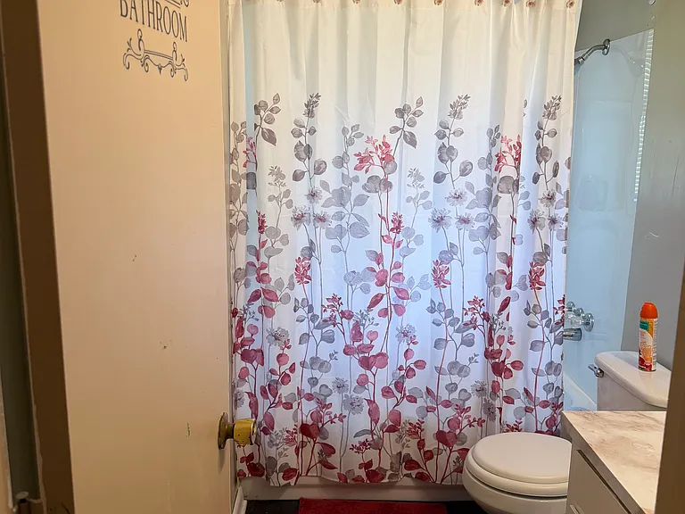 178 Franklin Ln — Photo 6