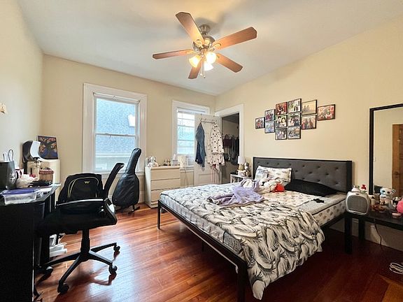 4th image of 73 Leicester St #1