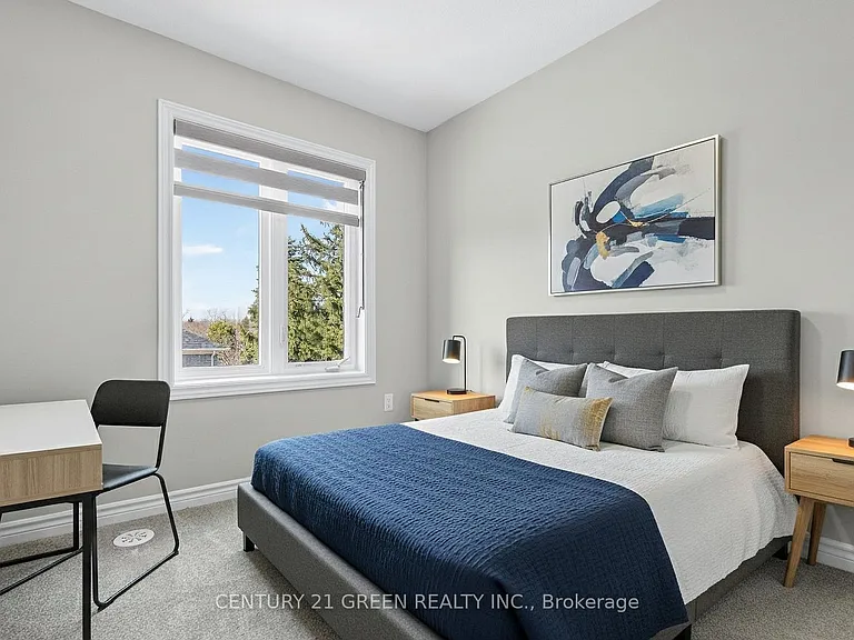 383 Dundas St E #76 — Photo 36