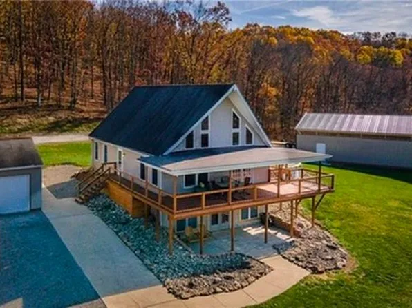 4142 Salineville Rd NE, Carrollton, OH 44615