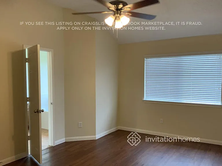110 Rodeo Dr — Photo 6
