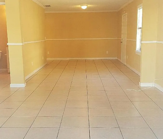 2324 W Grace St — Photo 6