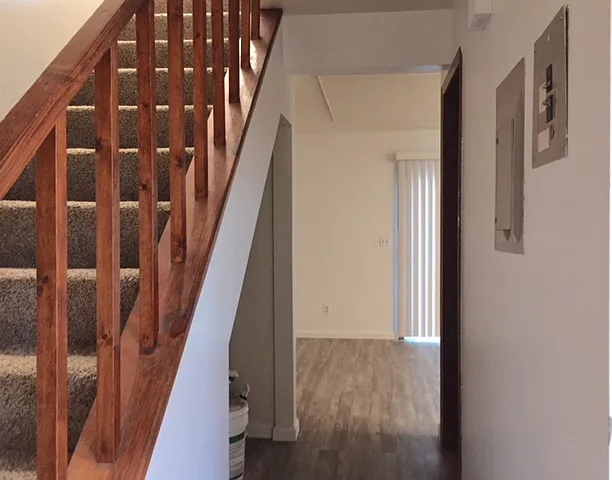2 bed, 1.5 bath, 950 sqft, $1,400 — Photo 4
