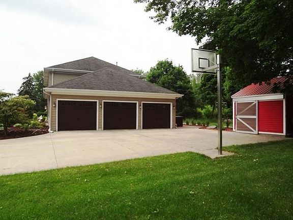 3 car attached garage