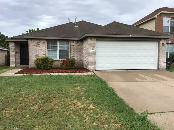 4809 Madyson Ridge Dr, Fort Worth, TX 76133