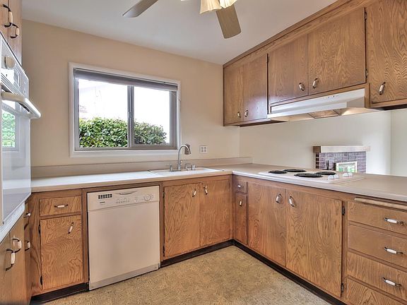 4th image of 6244 Lillian Way