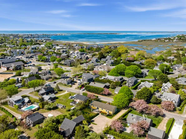 3 Newtown Rd, Nantucket, MA 02554