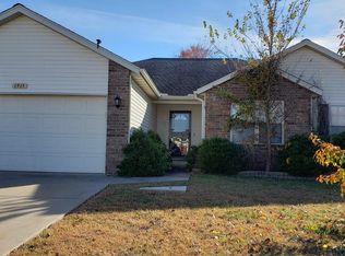 1915 Verdant Ave, Neosho, MO 64850