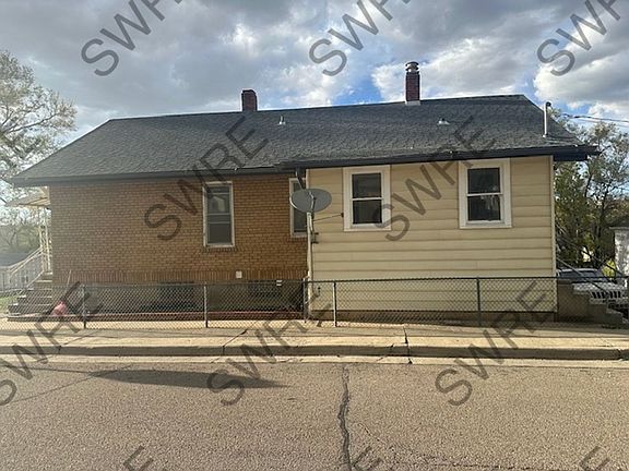 2nd image of 745 Connecticut Ave