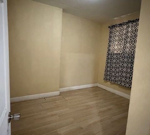 4th image of 591 SE 1st St #2
