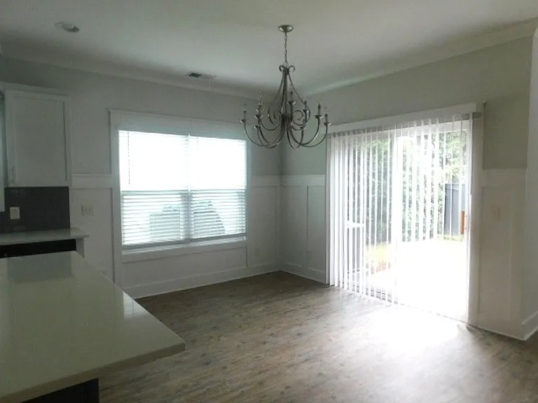 16 Circlewood Dr — Photo 7