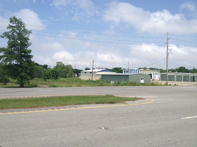 2nd image of 39911 Highway 23