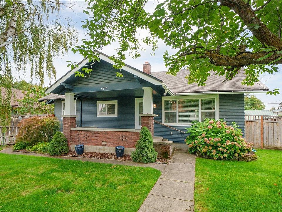 1st image of 2617 W Fairview Ave