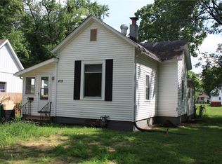 419 E Peoria Ave, Decatur, IL 62526
